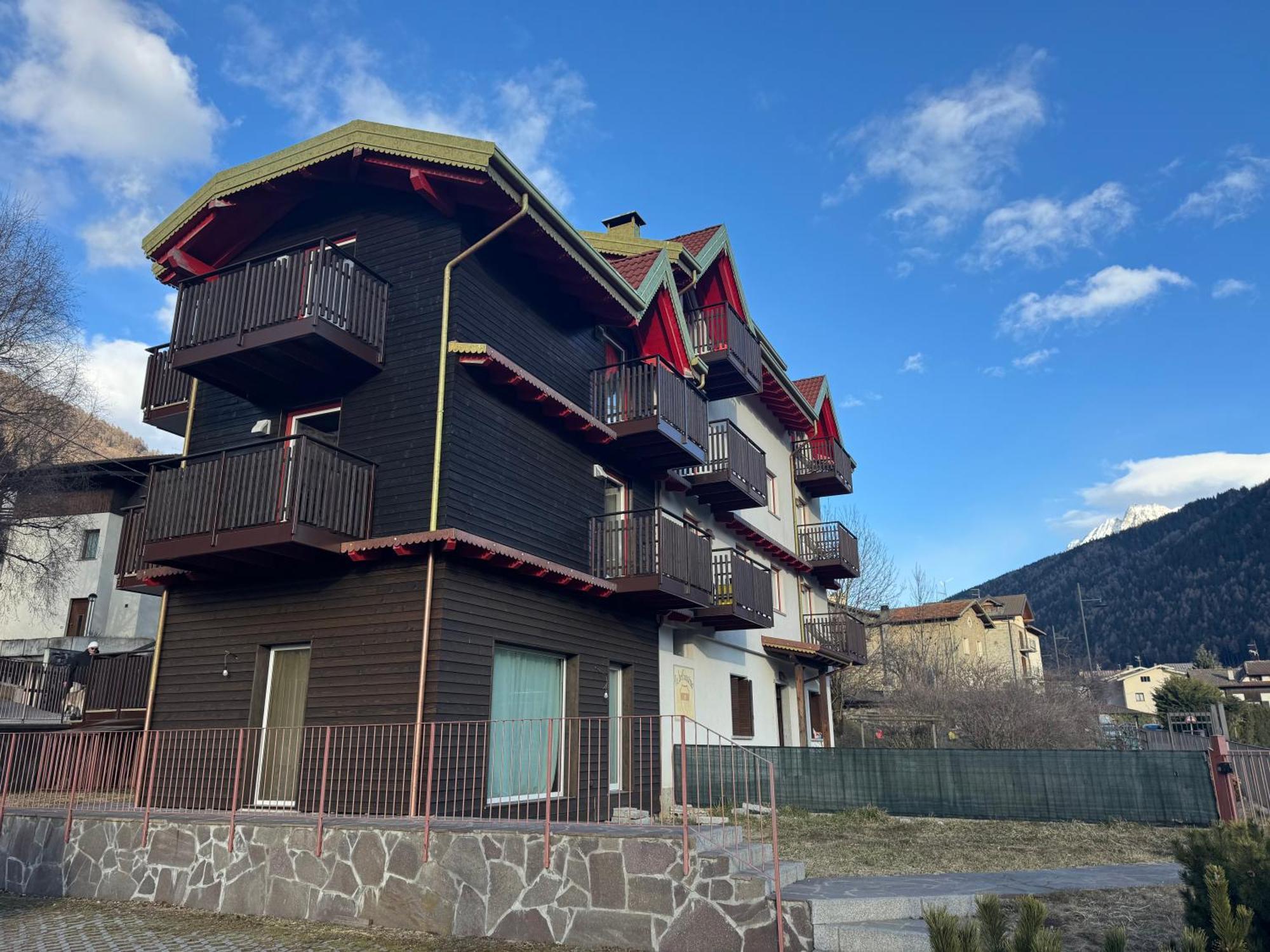 Апартаменти Alpin Sky Тему Екстер'єр фото